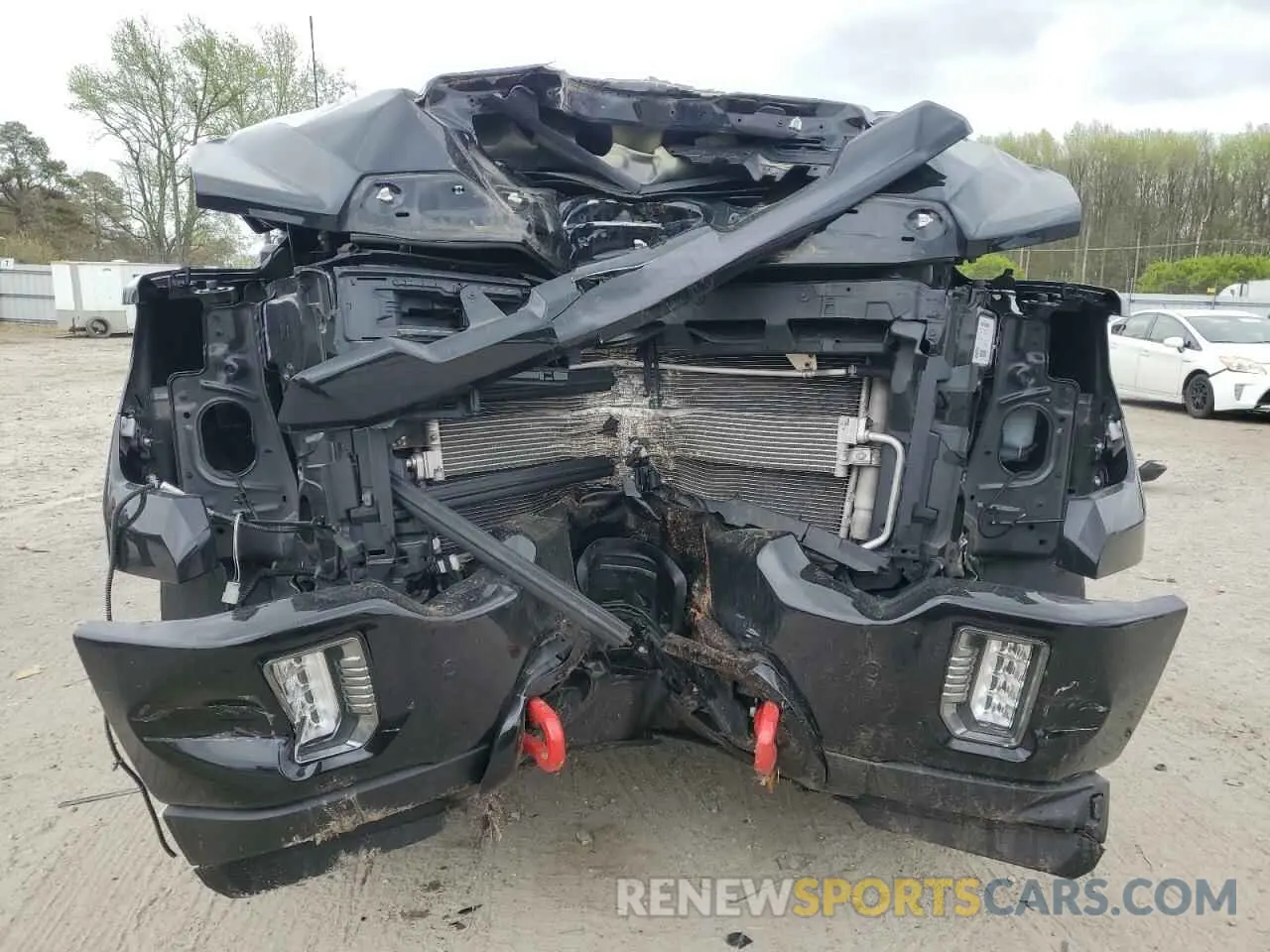 5 Фотография поврежденного автомобиля 1GT49PEY4PF246605 GMC SIERRA 2023