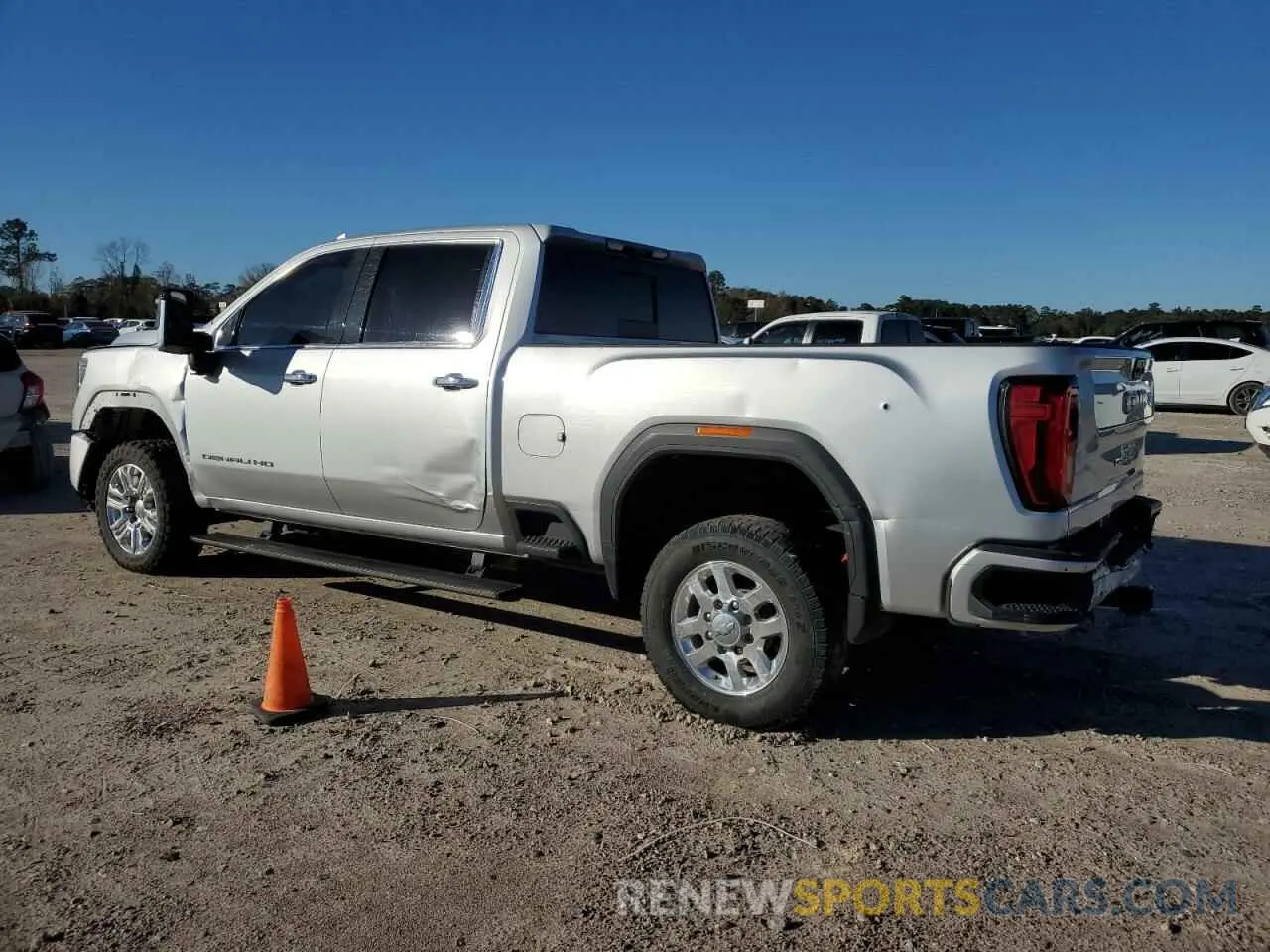 2 Фотография поврежденного автомобиля 1GT49RE78PF151323 GMC SIERRA 2023