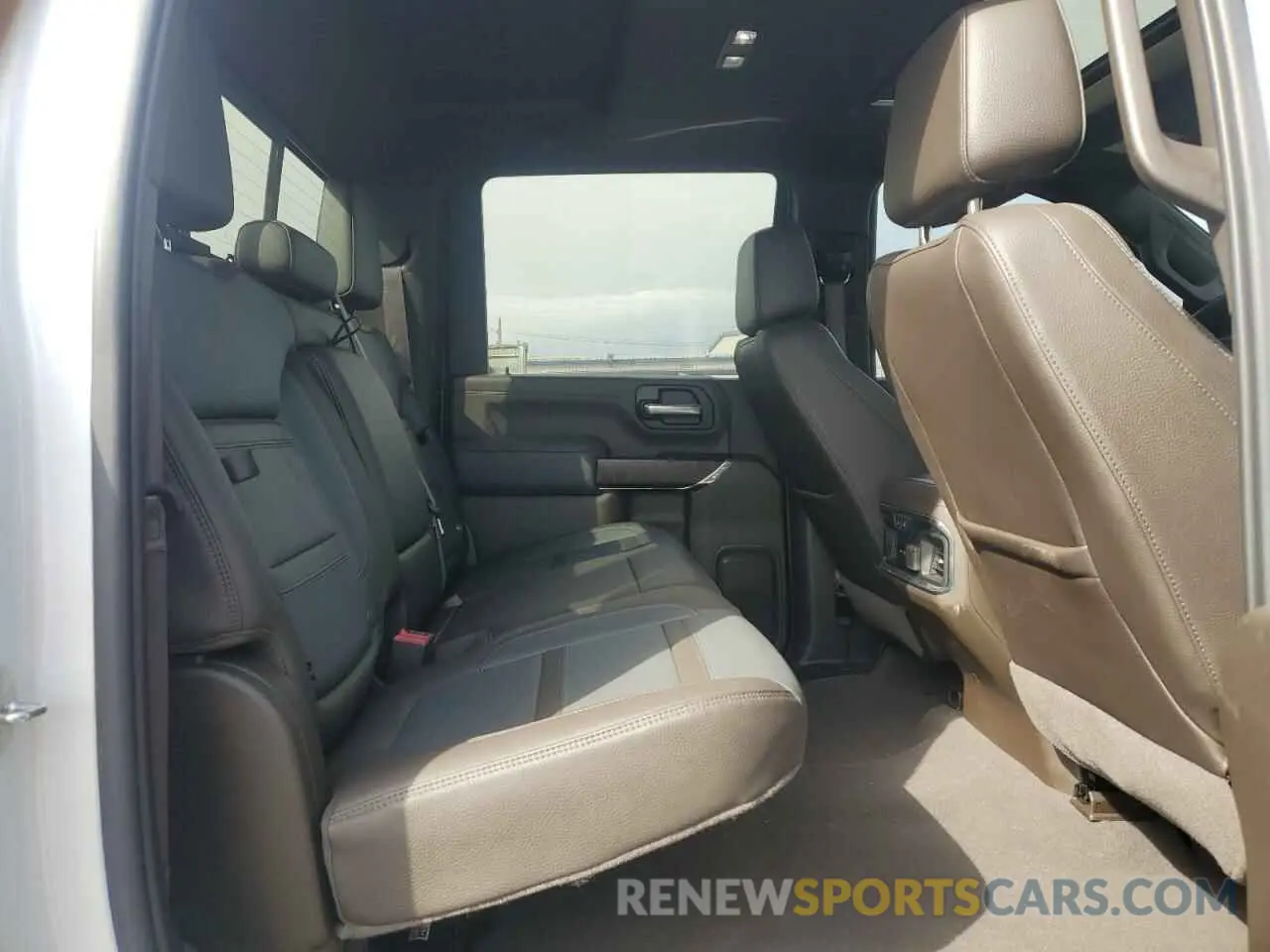 10 Фотография поврежденного автомобиля 1GT49REY8PF115771 GMC SIERRA 2023