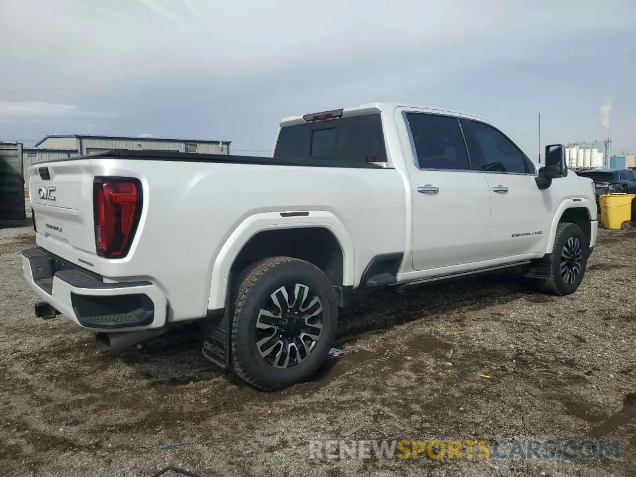 3 Фотография поврежденного автомобиля 1GT49REY8PF115771 GMC SIERRA 2023