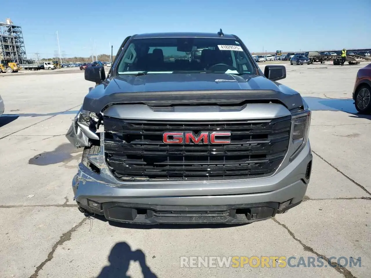 5 Фотография поврежденного автомобиля 1GTPHCE82PZ330672 GMC SIERRA 2023