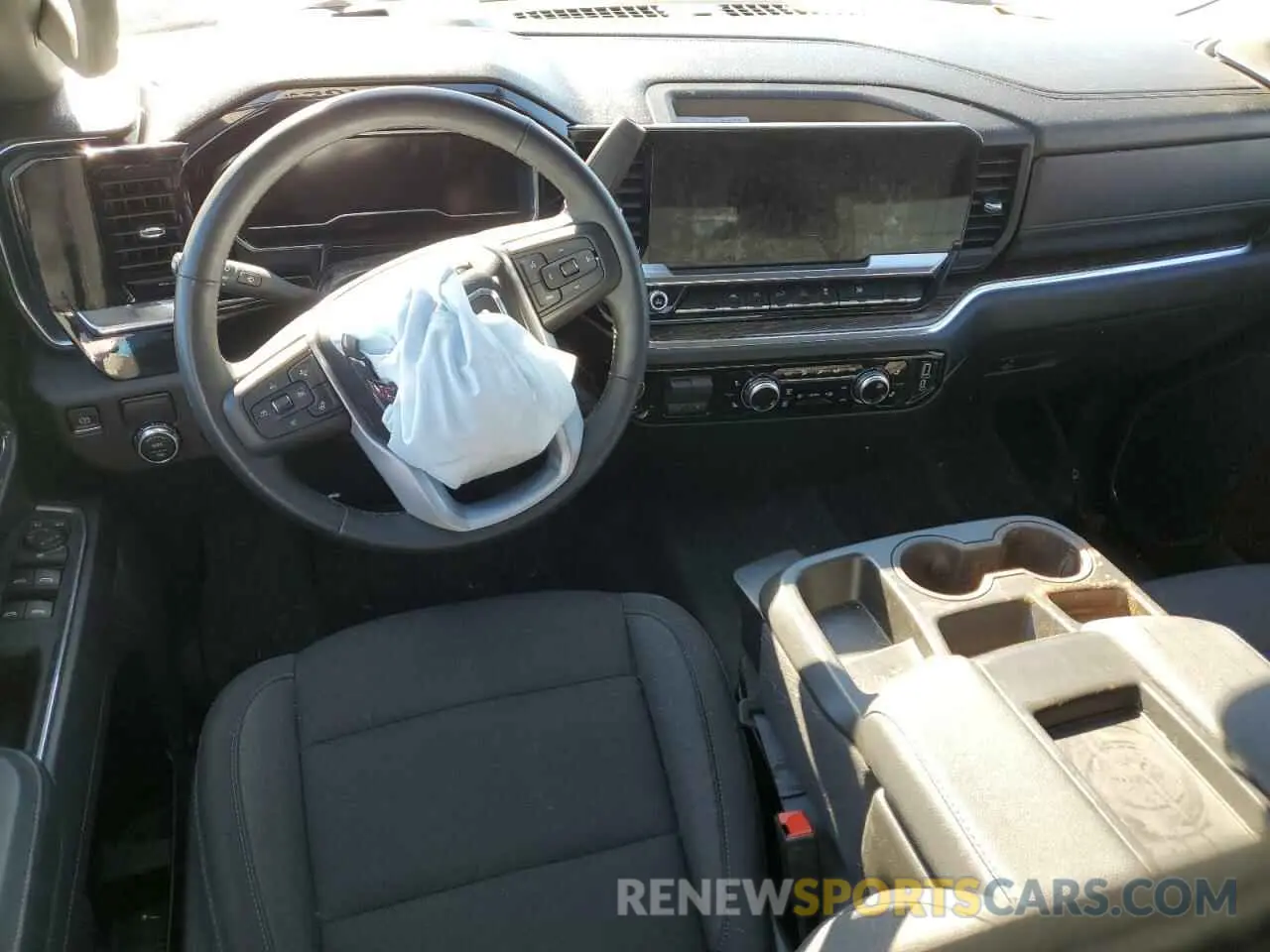 8 Фотография поврежденного автомобиля 1GTPHCE82PZ330672 GMC SIERRA 2023