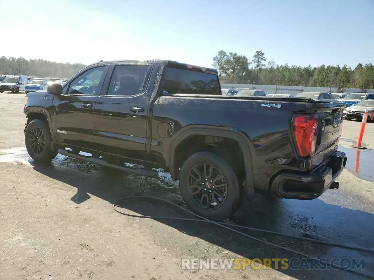 2 Фотография поврежденного автомобиля 1GTPUCEK9PZ205868 GMC SIERRA 2023