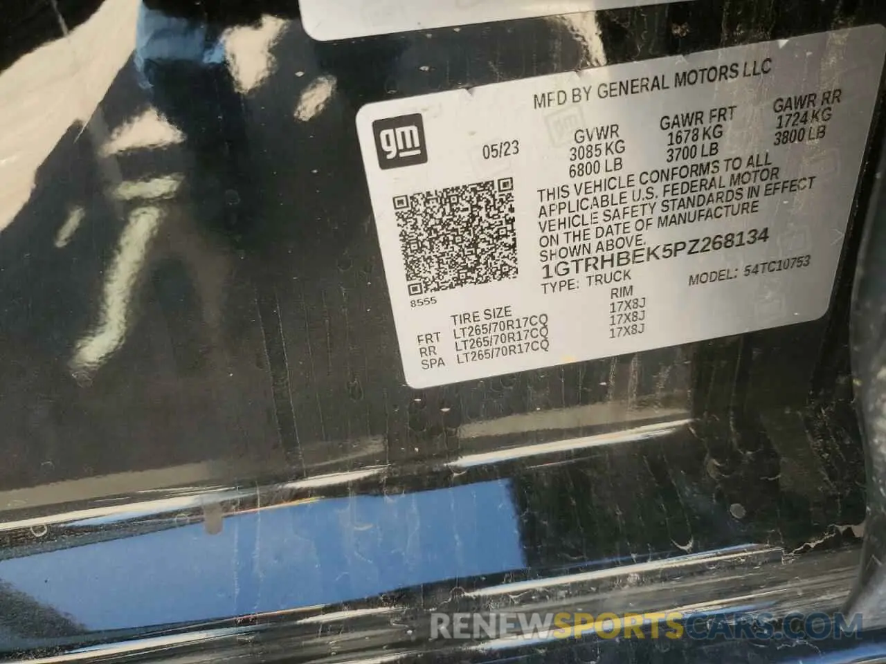 12 Photograph of a damaged car 1GTRHBEK5PZ268134 GMC SIERRA 2023