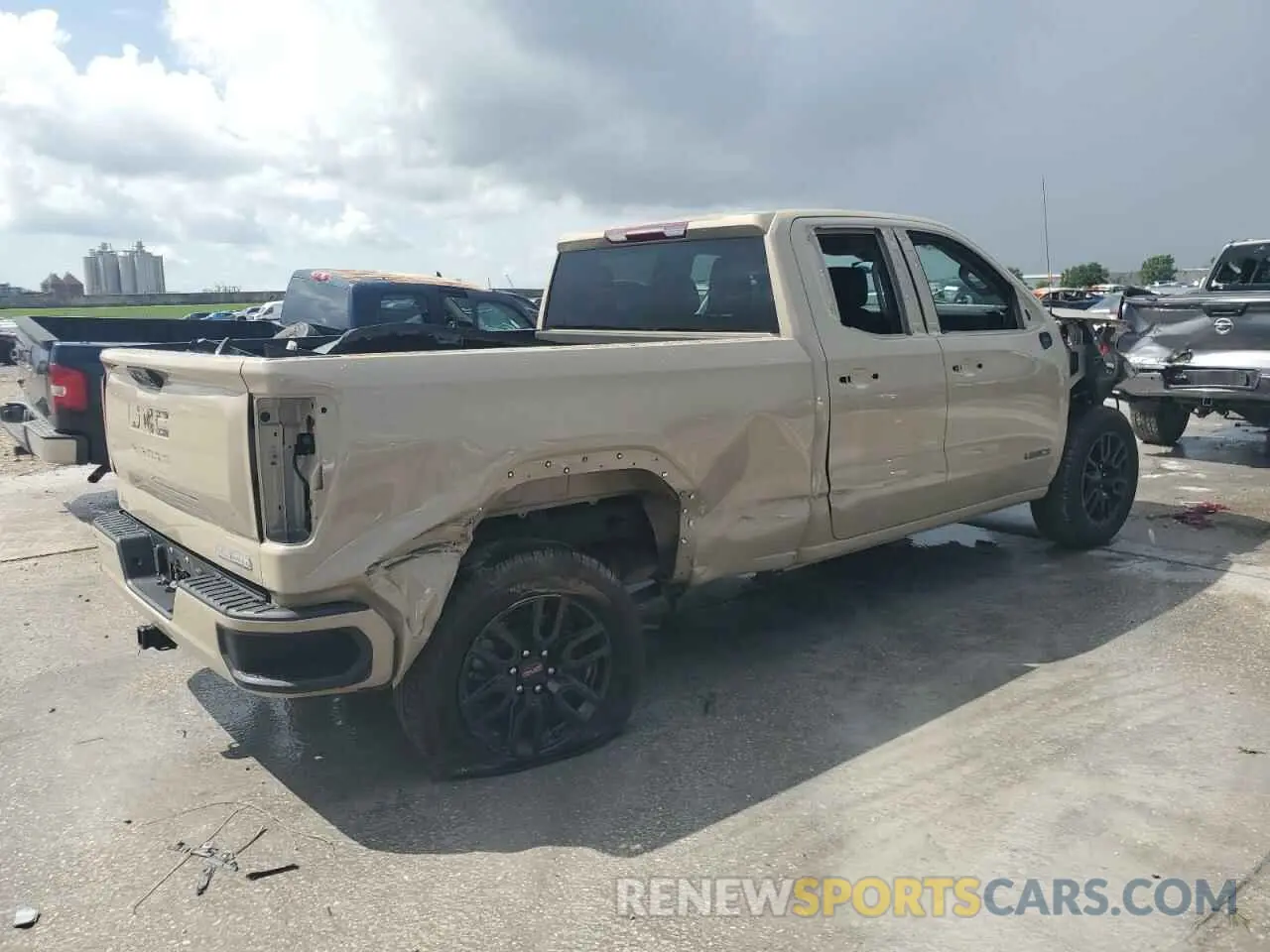 3 Фотография поврежденного автомобиля 1GTRHCEK4PZ172839 GMC SIERRA 2023
