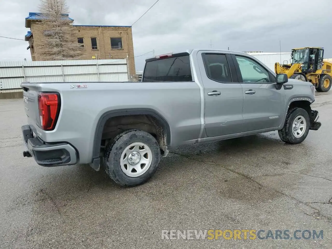 3 Фотография поврежденного автомобиля 1GTRUCEDXPZ252966 GMC SIERRA 2023