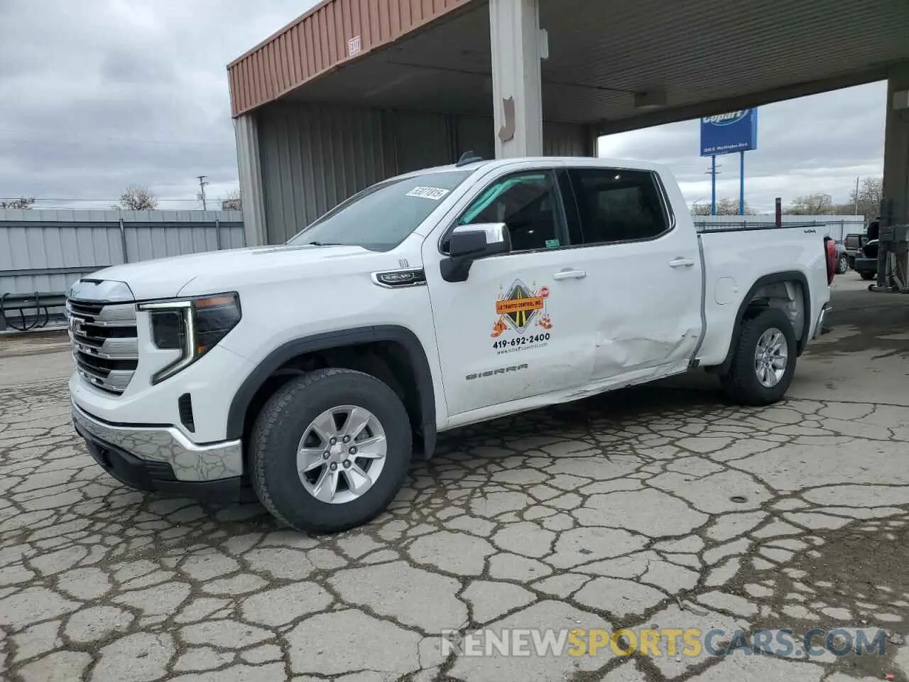 1 Photograph of a damaged car 1GTUUBED1PZ303937 GMC SIERRA 2023