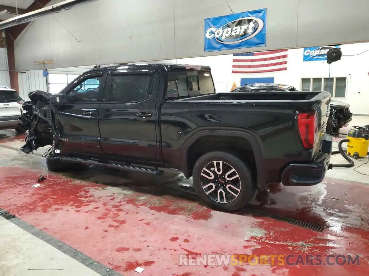 2 Photograph of a damaged car 1GTUUEE84PZ201584 GMC SIERRA 2023