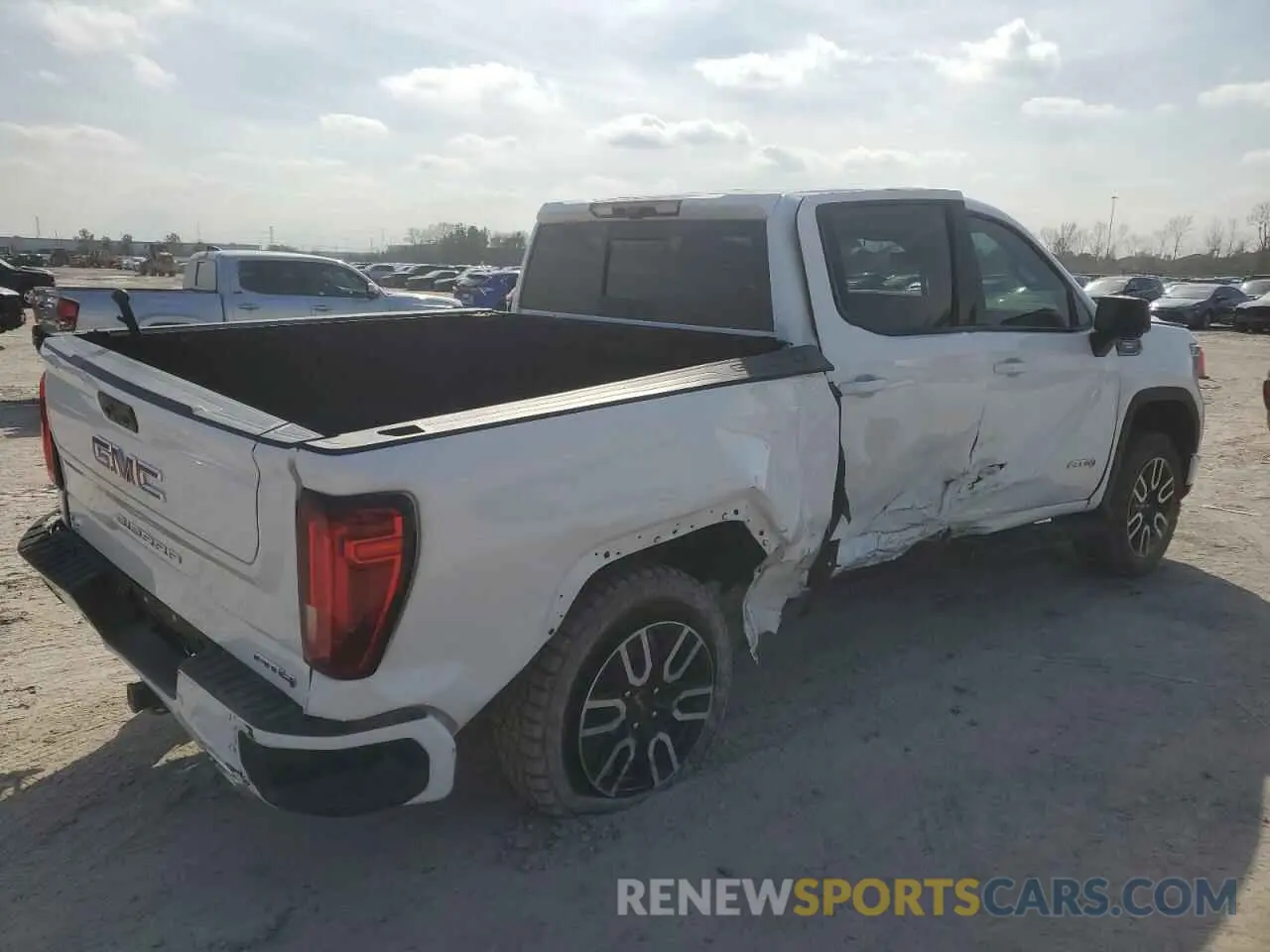 3 Фотография поврежденного автомобиля 1GTUUEE85PZ305906 GMC SIERRA 2023