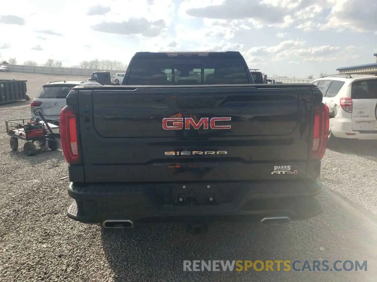 6 Photograph of a damaged car 1GTUUEEL6PZ279837 GMC SIERRA 2023