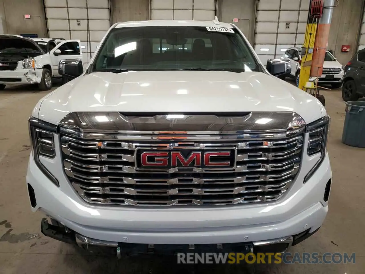 5 Photograph of a damaged car 1GTUUGEL3PZ325507 GMC SIERRA 2023