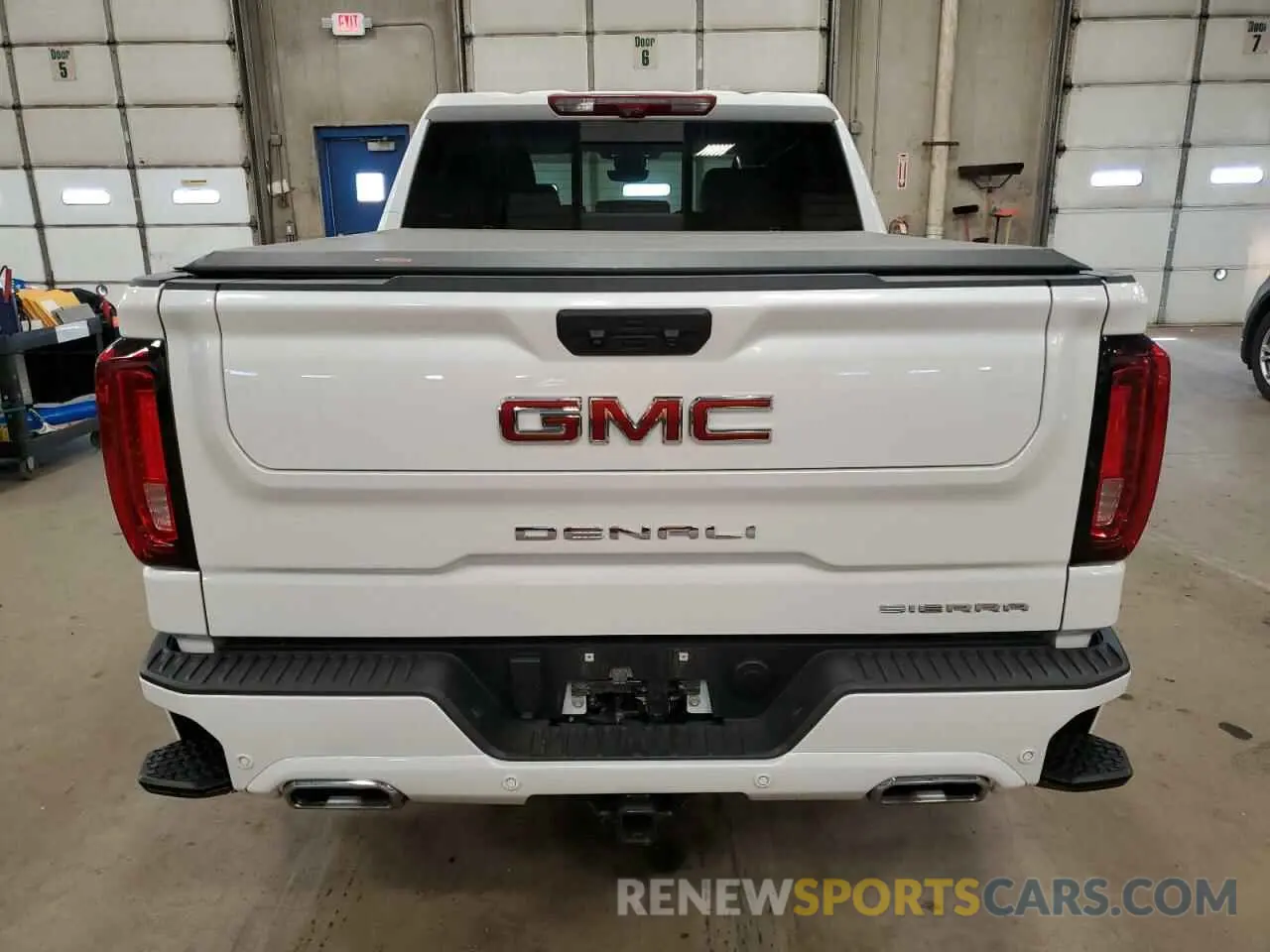 6 Photograph of a damaged car 1GTUUGEL3PZ325507 GMC SIERRA 2023
