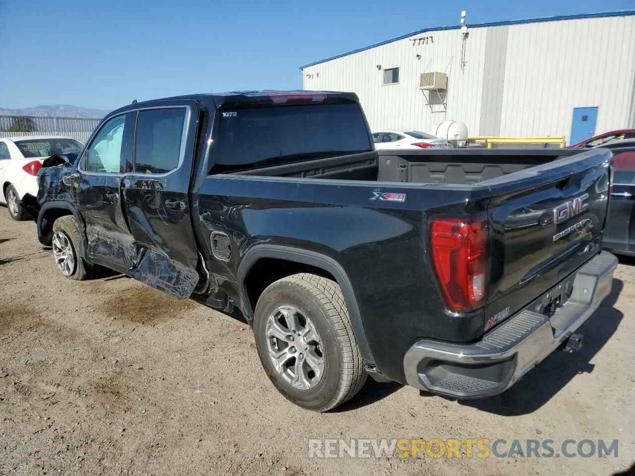 2 Фотография поврежденного автомобиля 3GTUUBED7PG271544 GMC SIERRA 2023