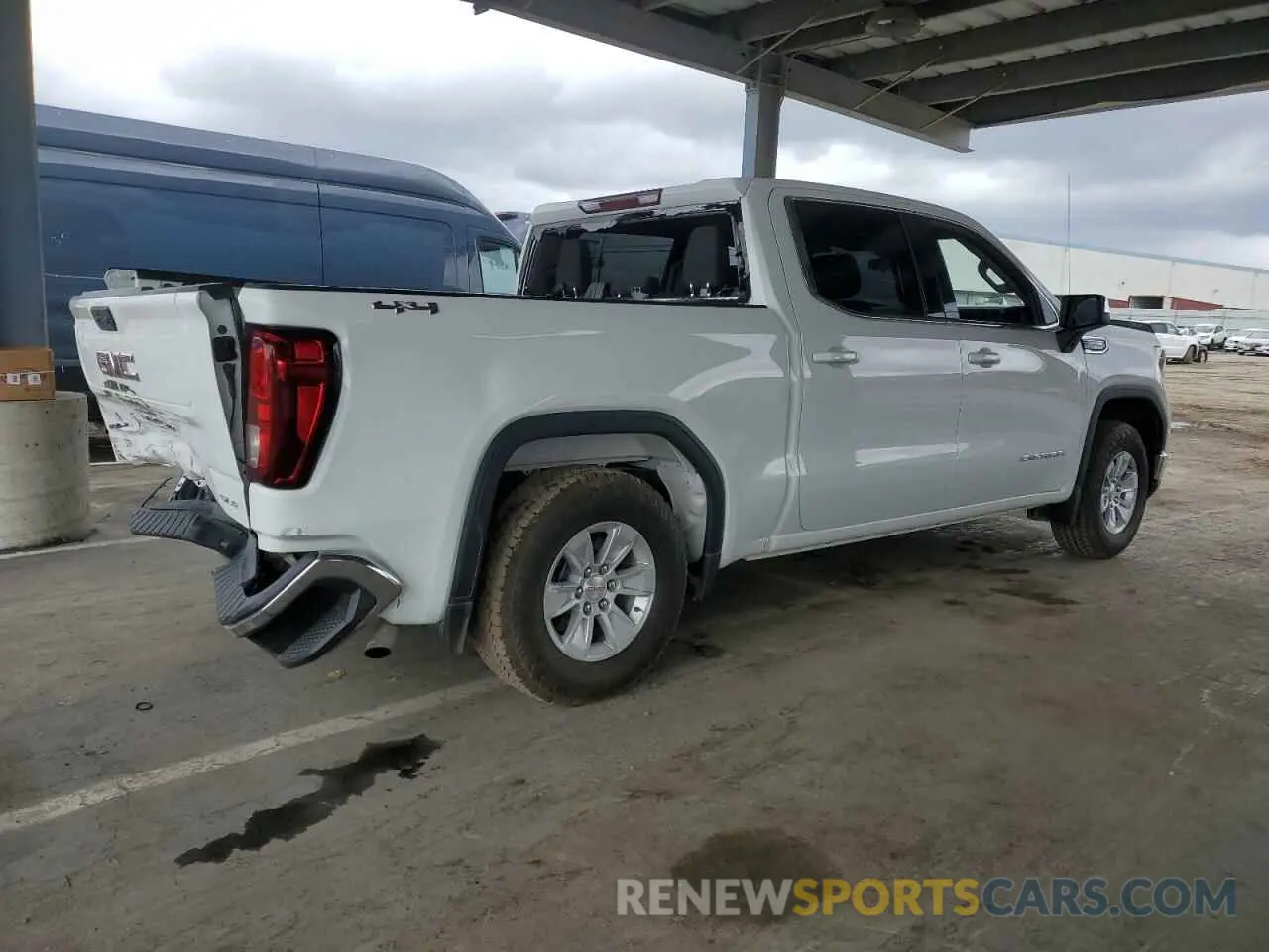 3 Photograph of a damaged car 3GTUUBEDXPG134534 GMC SIERRA 2023
