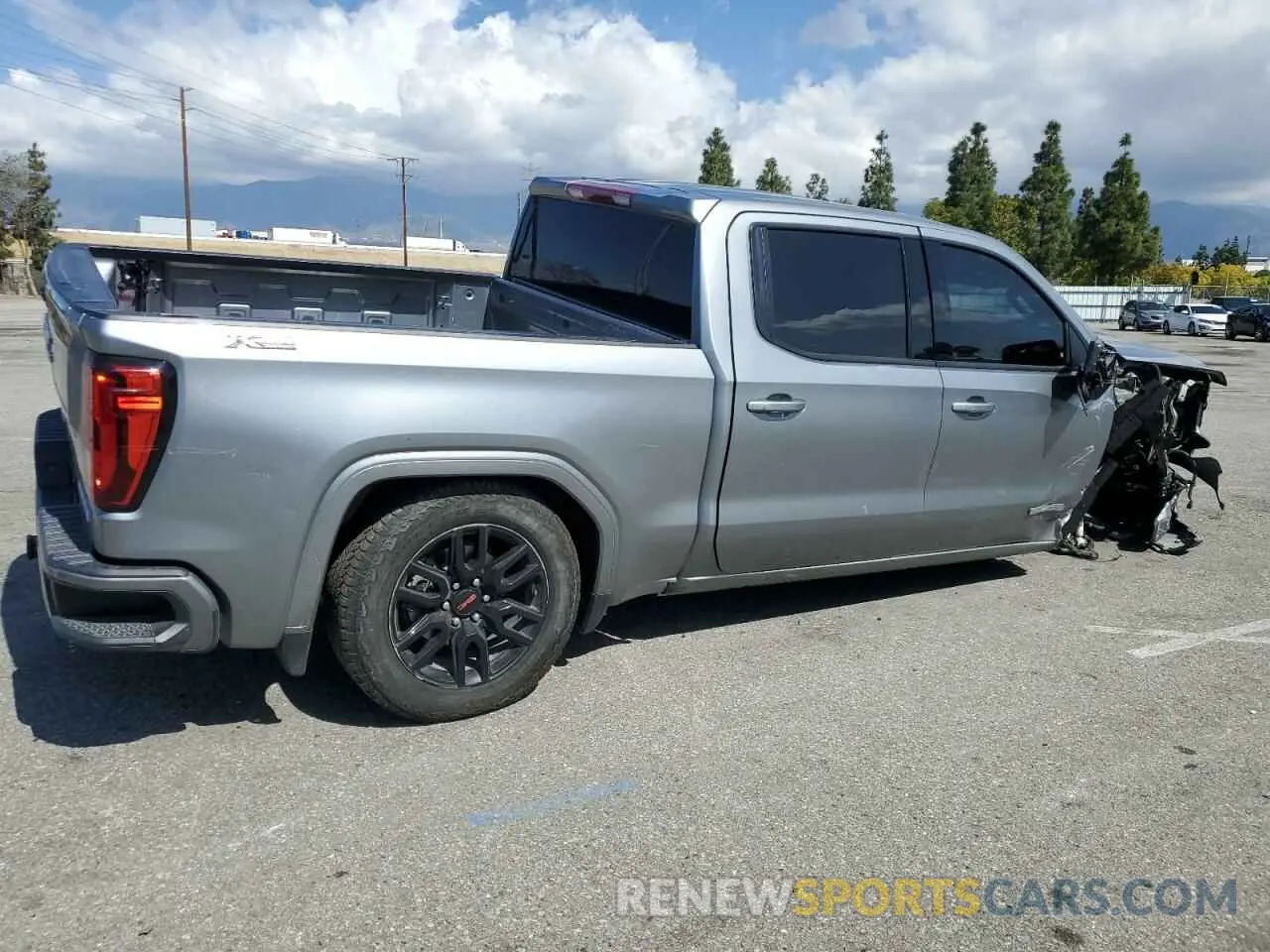 3 Photograph of a damaged car 3GTUUCE80PG328725 GMC SIERRA 2023