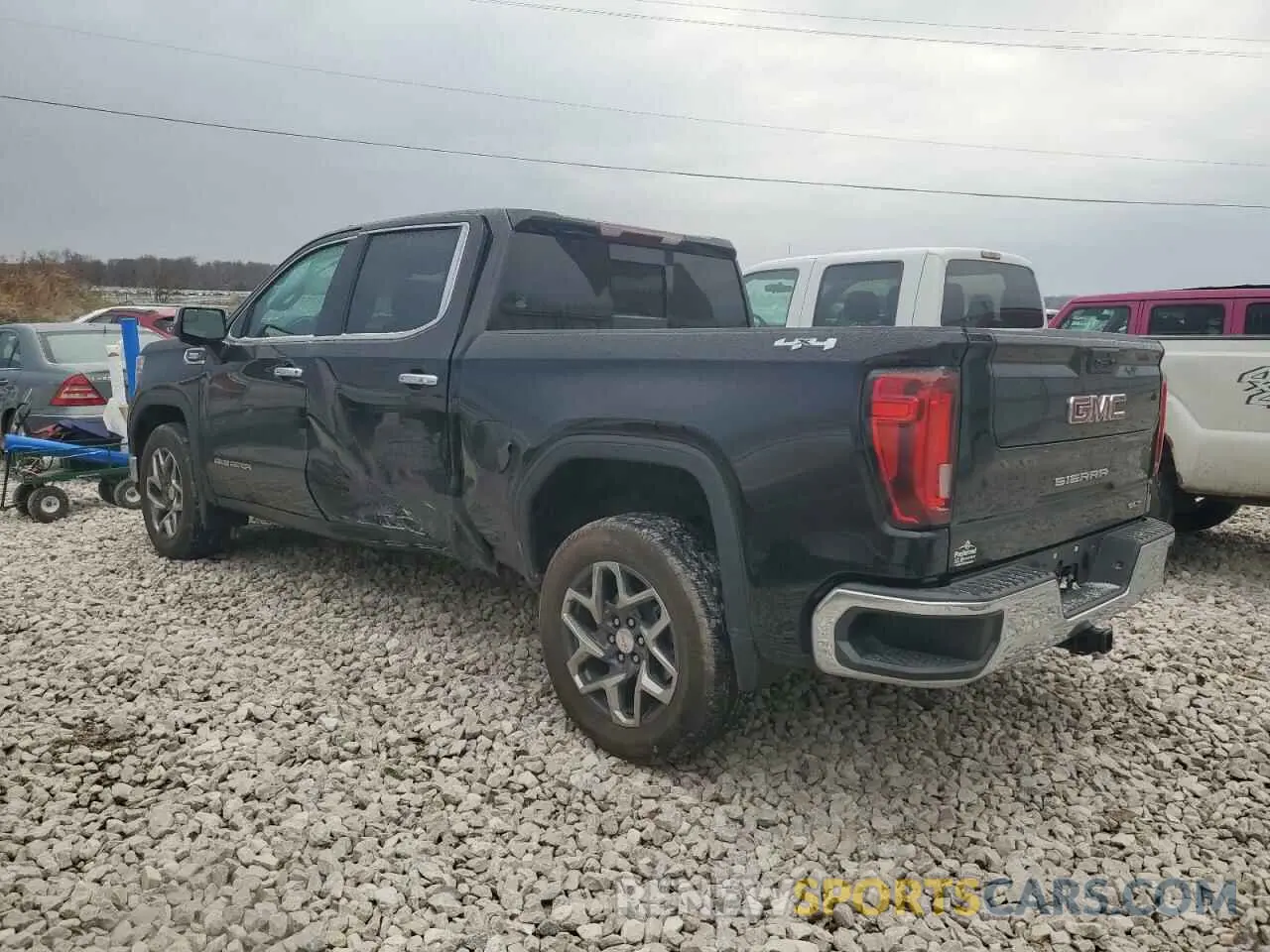 2 Фотография поврежденного автомобиля 3GTUUDE86PG250702 GMC SIERRA 2023