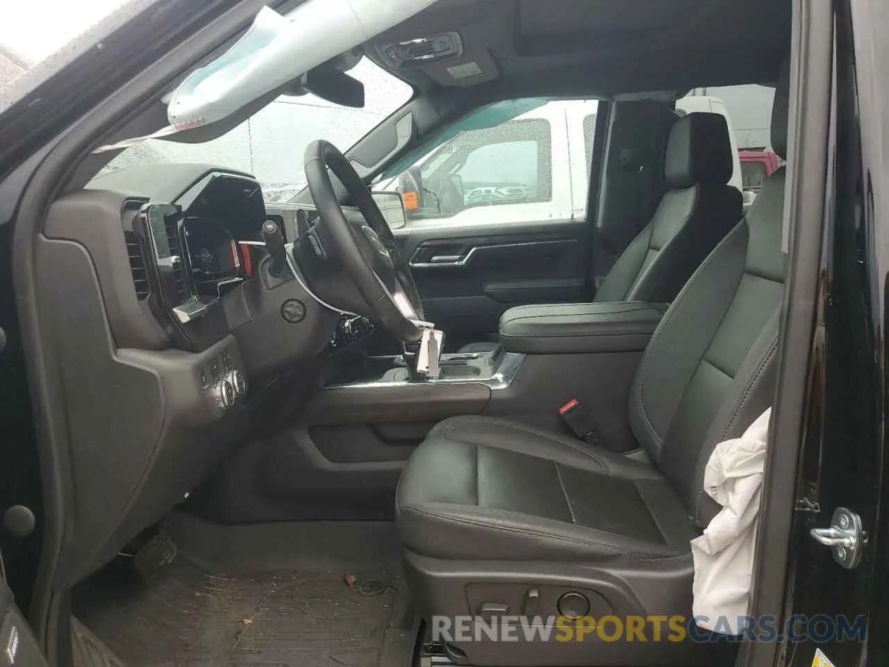 7 Фотография поврежденного автомобиля 3GTUUDE86PG250702 GMC SIERRA 2023