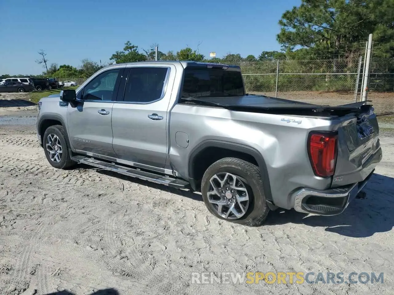 2 Фотография поврежденного автомобиля 3GTUUDED0PG291937 GMC SIERRA 2023