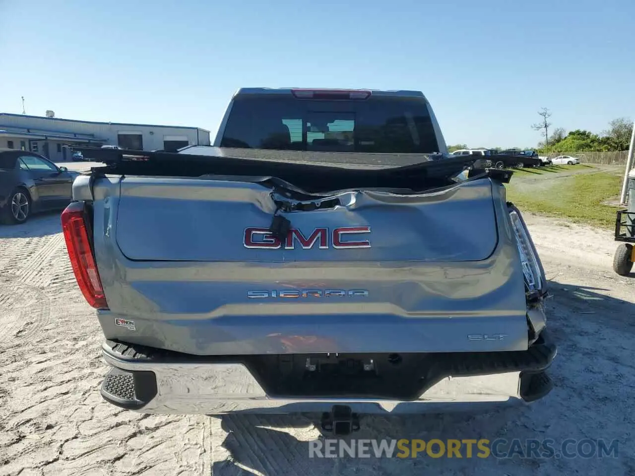 6 Фотография поврежденного автомобиля 3GTUUDED0PG291937 GMC SIERRA 2023