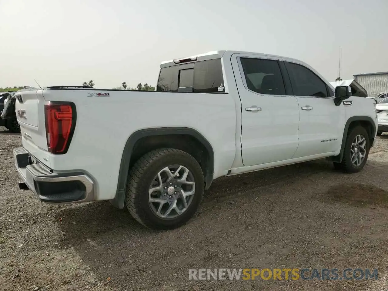 3 Фотография поврежденного автомобиля 3GTUUDED1PG156899 GMC SIERRA 2023