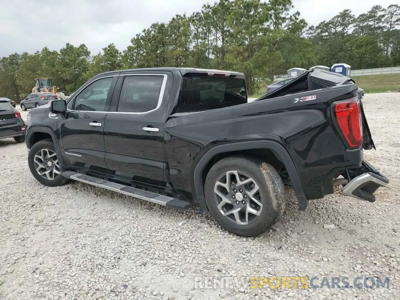 2 Photograph of a damaged car 3GTUUDED3PG136430 GMC SIERRA 2023