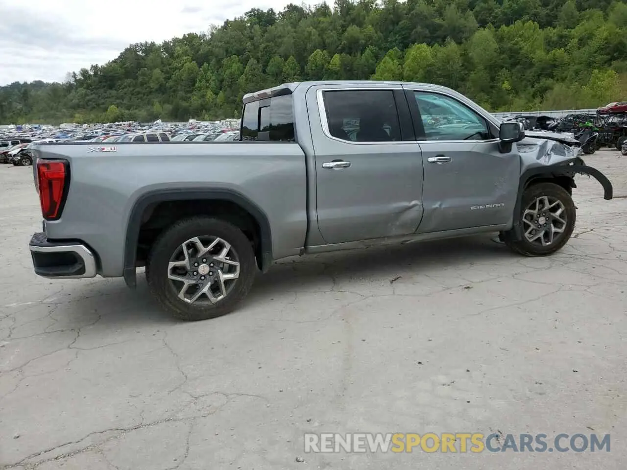 3 Photograph of a damaged car 3GTUUDED4PG187757 GMC SIERRA 2023
