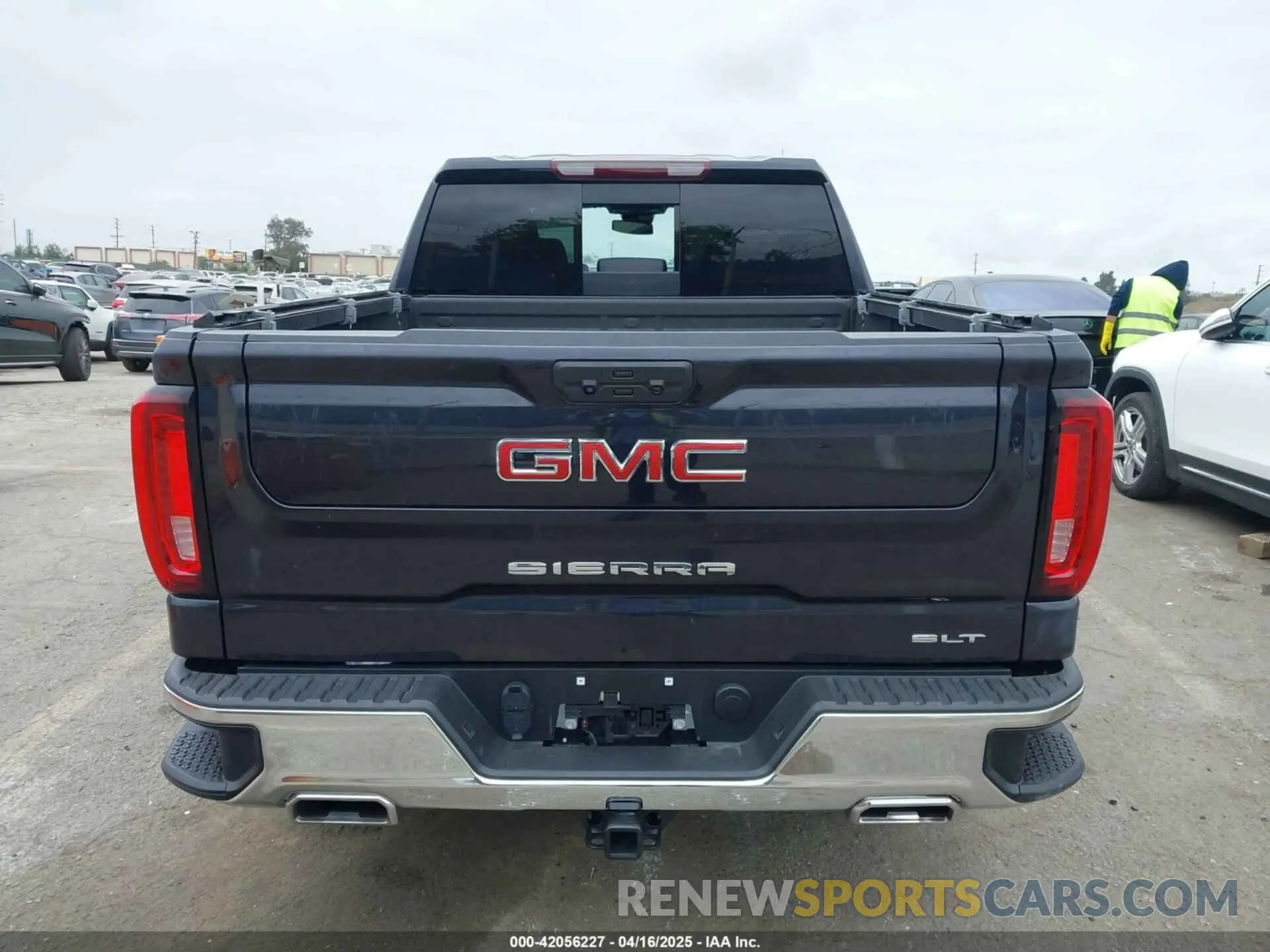16 Фотография поврежденного автомобиля 3GTUUDEL4PG294363 GMC SIERRA 2023