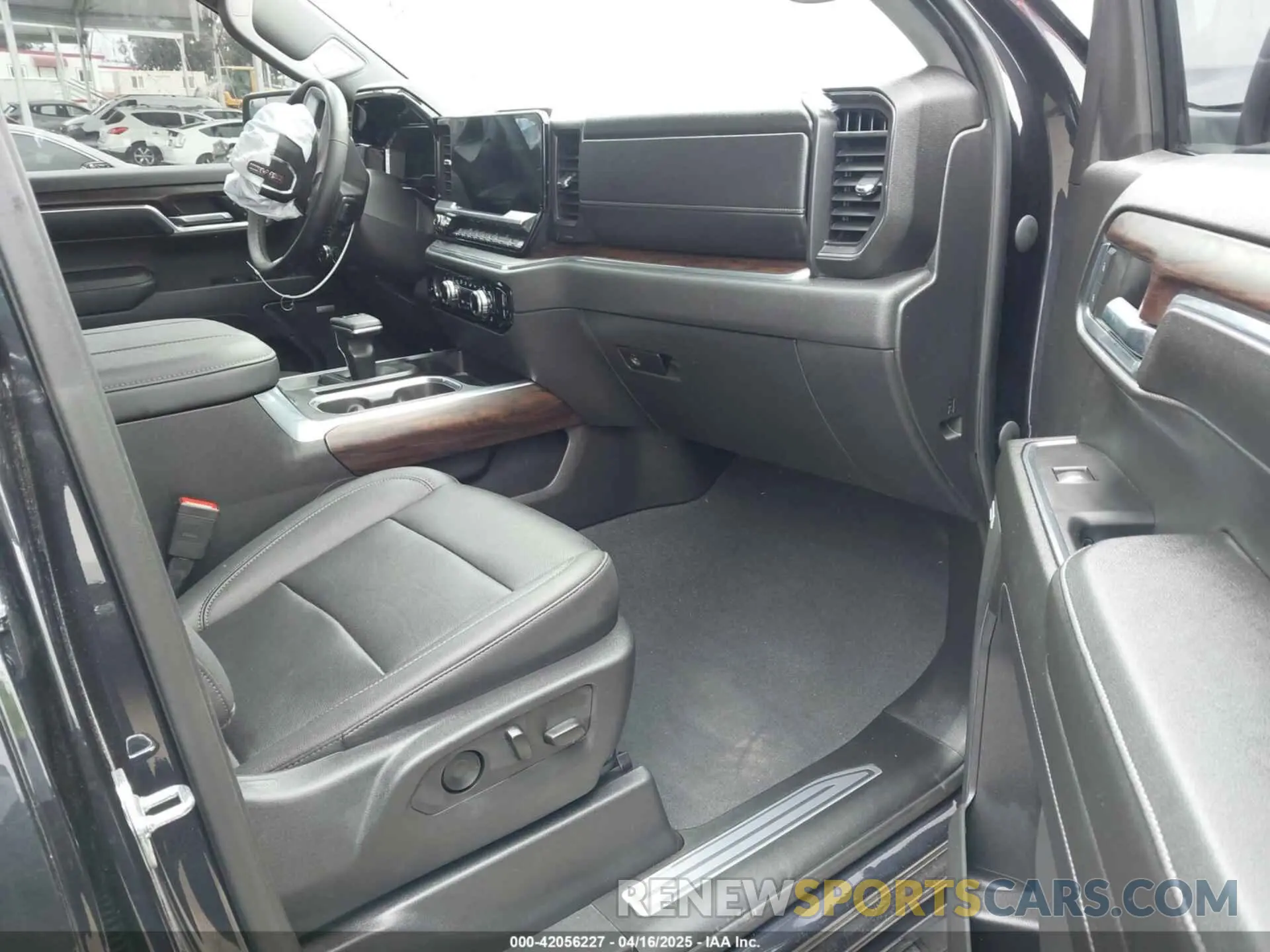 5 Фотография поврежденного автомобиля 3GTUUDEL4PG294363 GMC SIERRA 2023