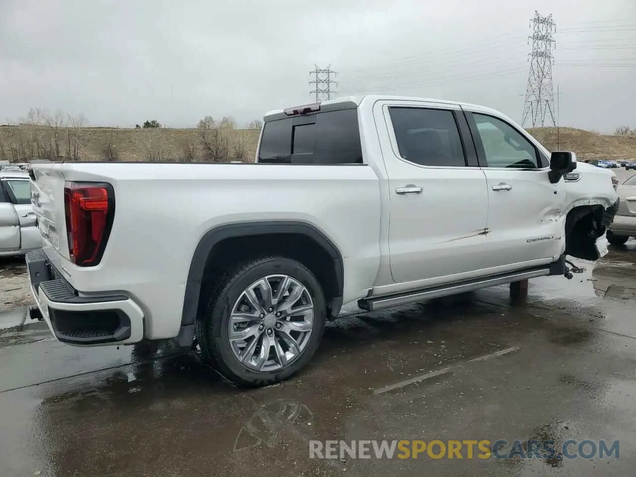 3 Photograph of a damaged car 3GTUUGED7PG128252 GMC SIERRA 2023