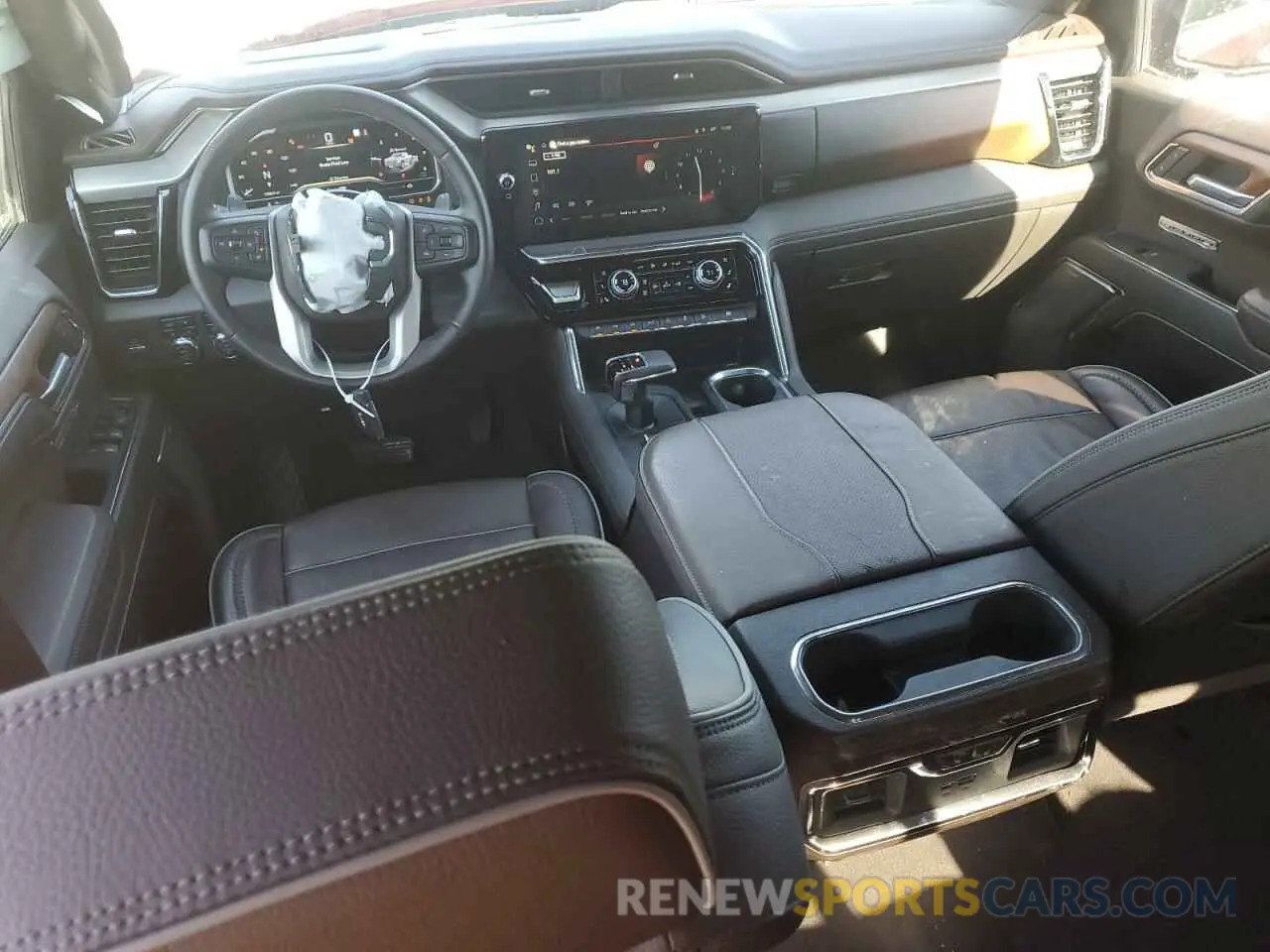 8 Фотография поврежденного автомобиля 3GTUUGED7PG242445 GMC SIERRA 2023