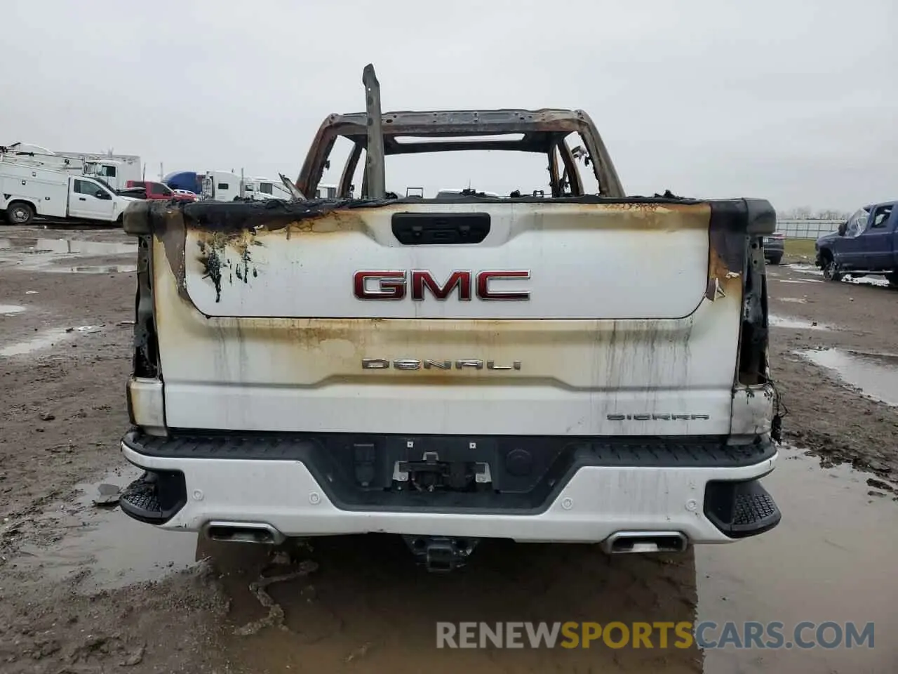 6 Photograph of a damaged car 3GTUUGEL2PG157911 GMC SIERRA 2023