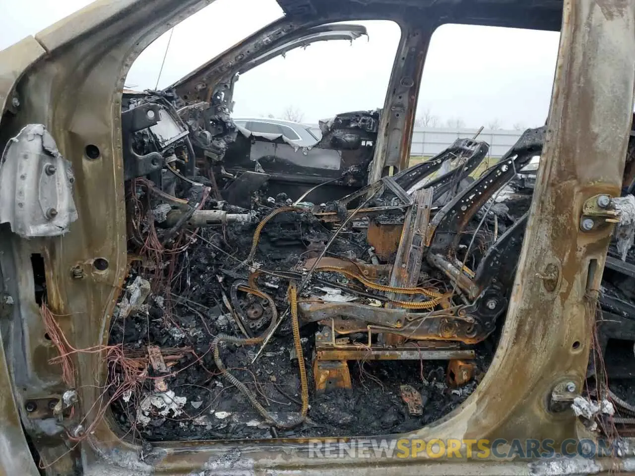 7 Photograph of a damaged car 3GTUUGEL2PG157911 GMC SIERRA 2023