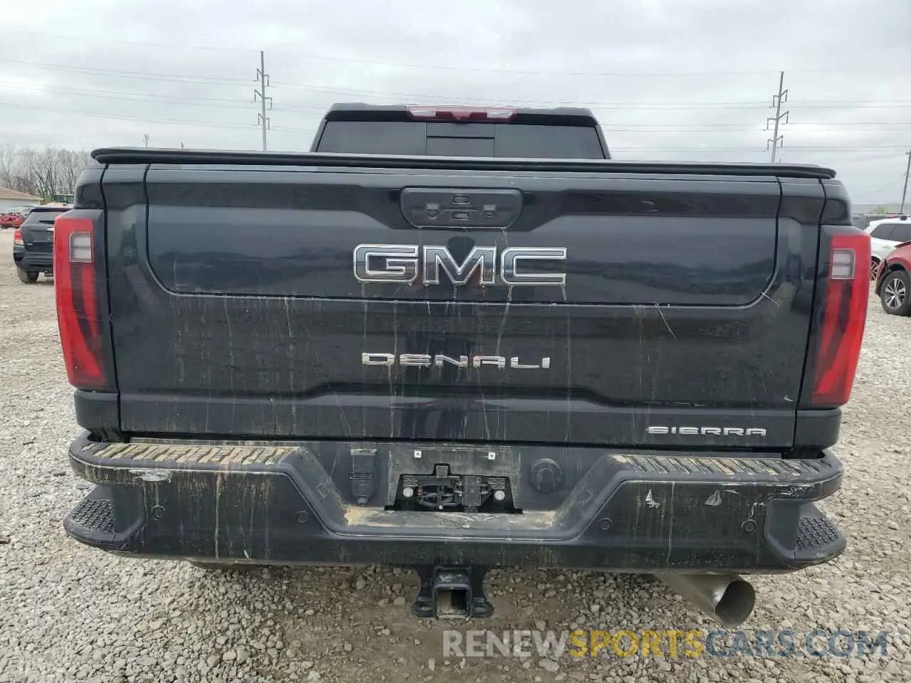 6 Photograph of a damaged car 1GT19XEY8RF352819 GMC SIERRA 2024
