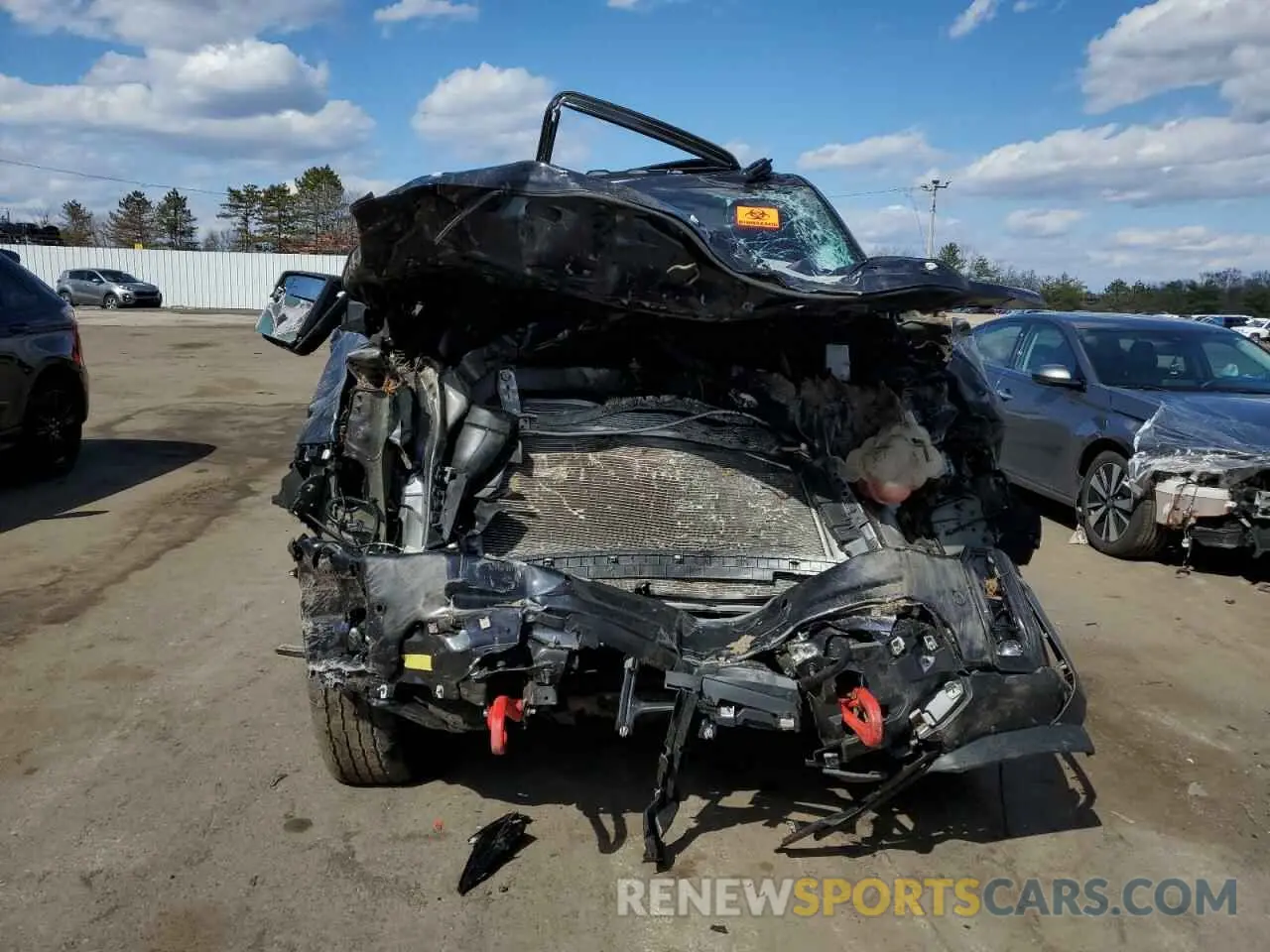 5 Photograph of a damaged car 1GT49PE77RF264722 GMC SIERRA 2024