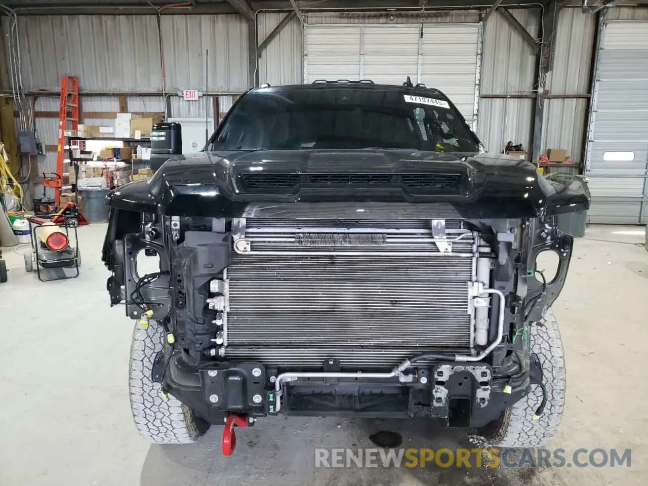 5 Photograph of a damaged car 1GT49PEY1RF315284 GMC SIERRA 2024