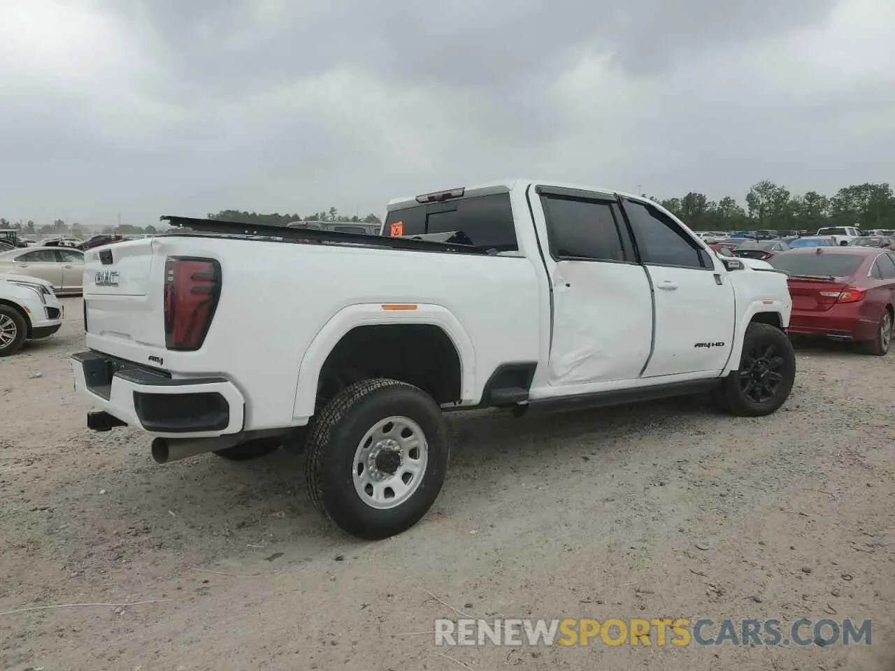 3 Photograph of a damaged car 1GT49PEY2RF145372 GMC SIERRA 2024
