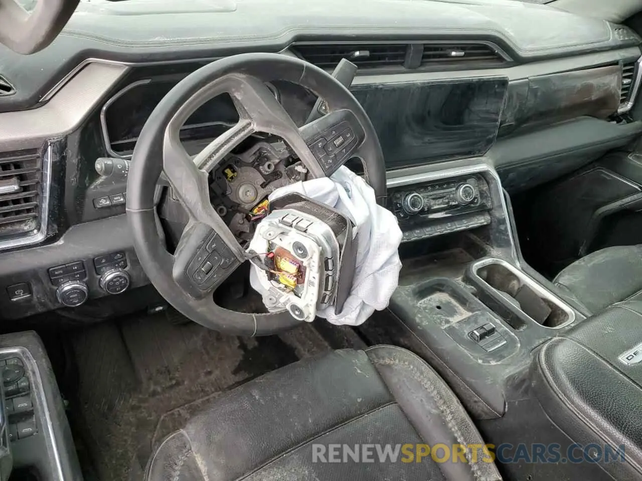 8 Photograph of a damaged car 1GT49REY9RF269439 GMC SIERRA 2024