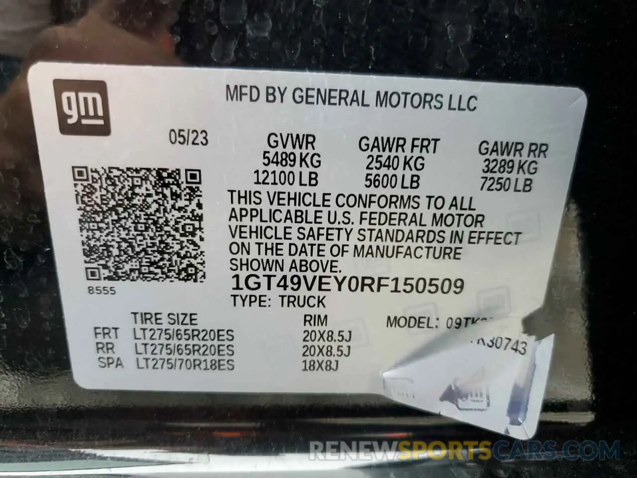 13 Photograph of a damaged car 1GT49VEY0RF150509 GMC SIERRA 2024