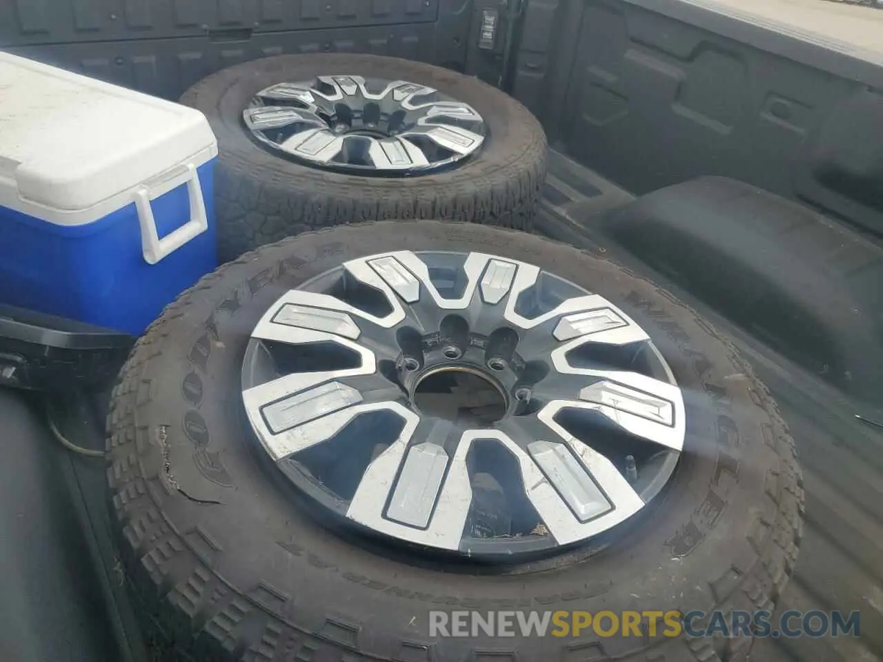 12 Фотография поврежденного автомобиля 1GT49WEY1RF291403 GMC SIERRA 2024