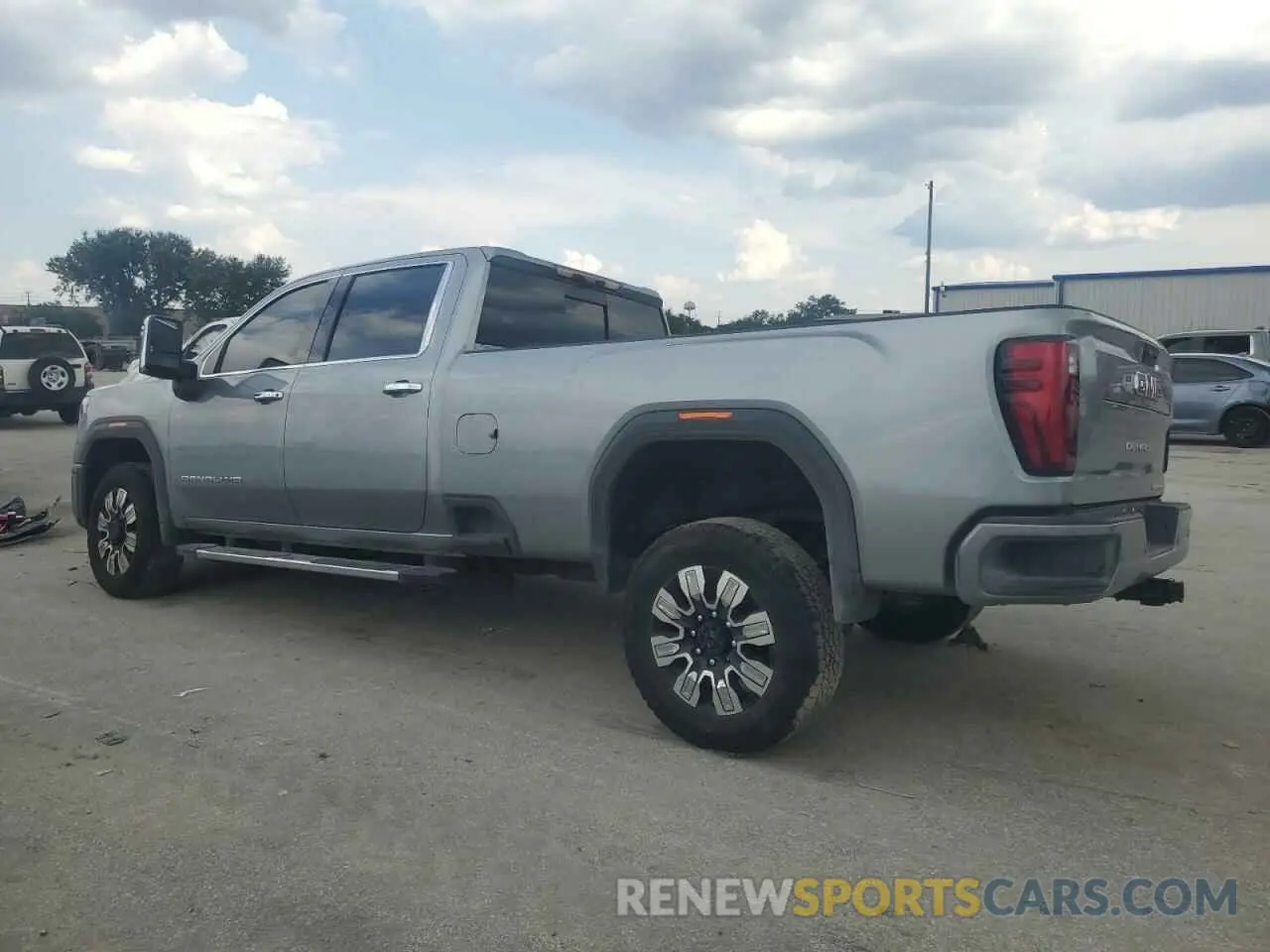 2 Фотография поврежденного автомобиля 1GT49WEY1RF291403 GMC SIERRA 2024