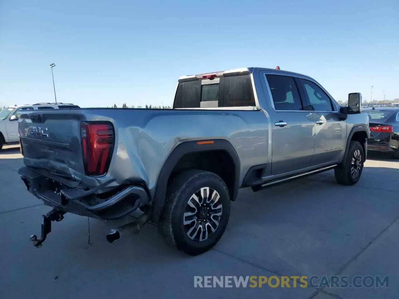3 Фотография поврежденного автомобиля 1GT49XEY2RF435370 GMC SIERRA 2024