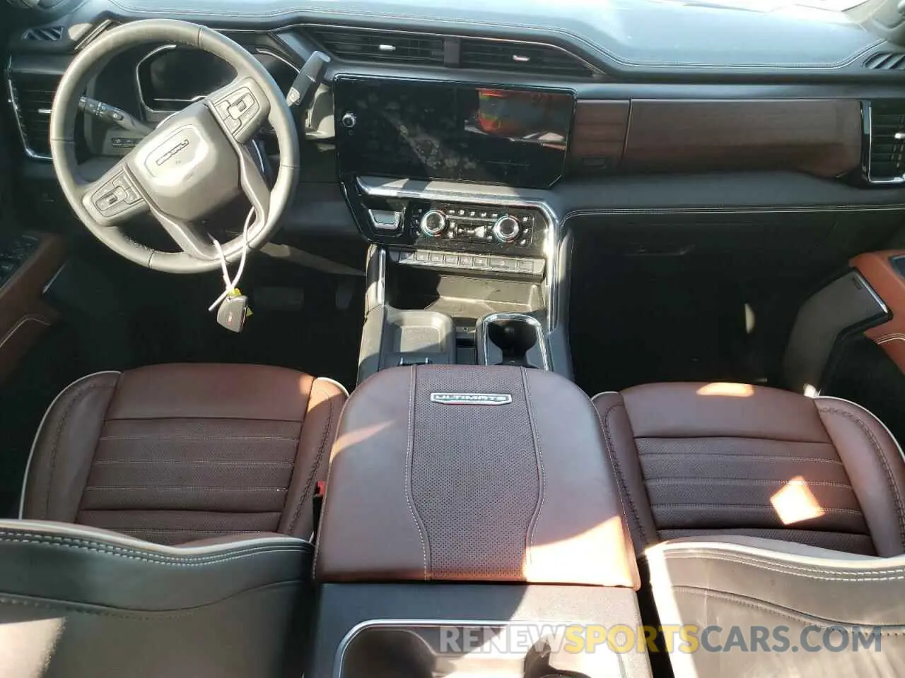 8 Фотография поврежденного автомобиля 1GT49XEY2RF435370 GMC SIERRA 2024