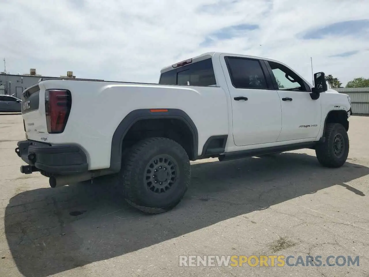 3 Фотография поврежденного автомобиля 1GT49ZEY1RF206979 GMC SIERRA 2024