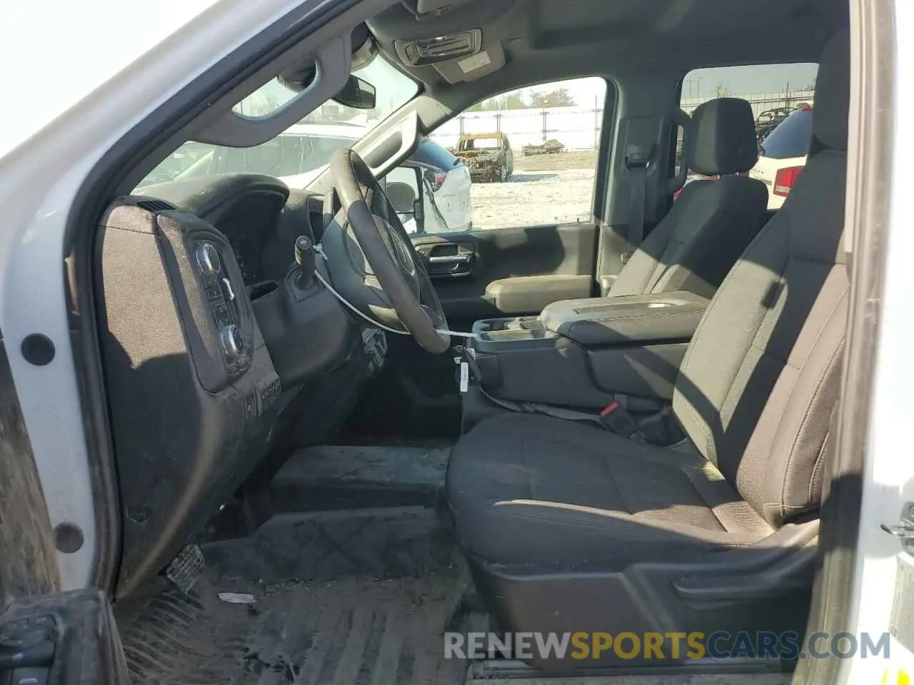 7 Фотография поврежденного автомобиля 1GT59SEY1RF291723 GMC SIERRA 2024