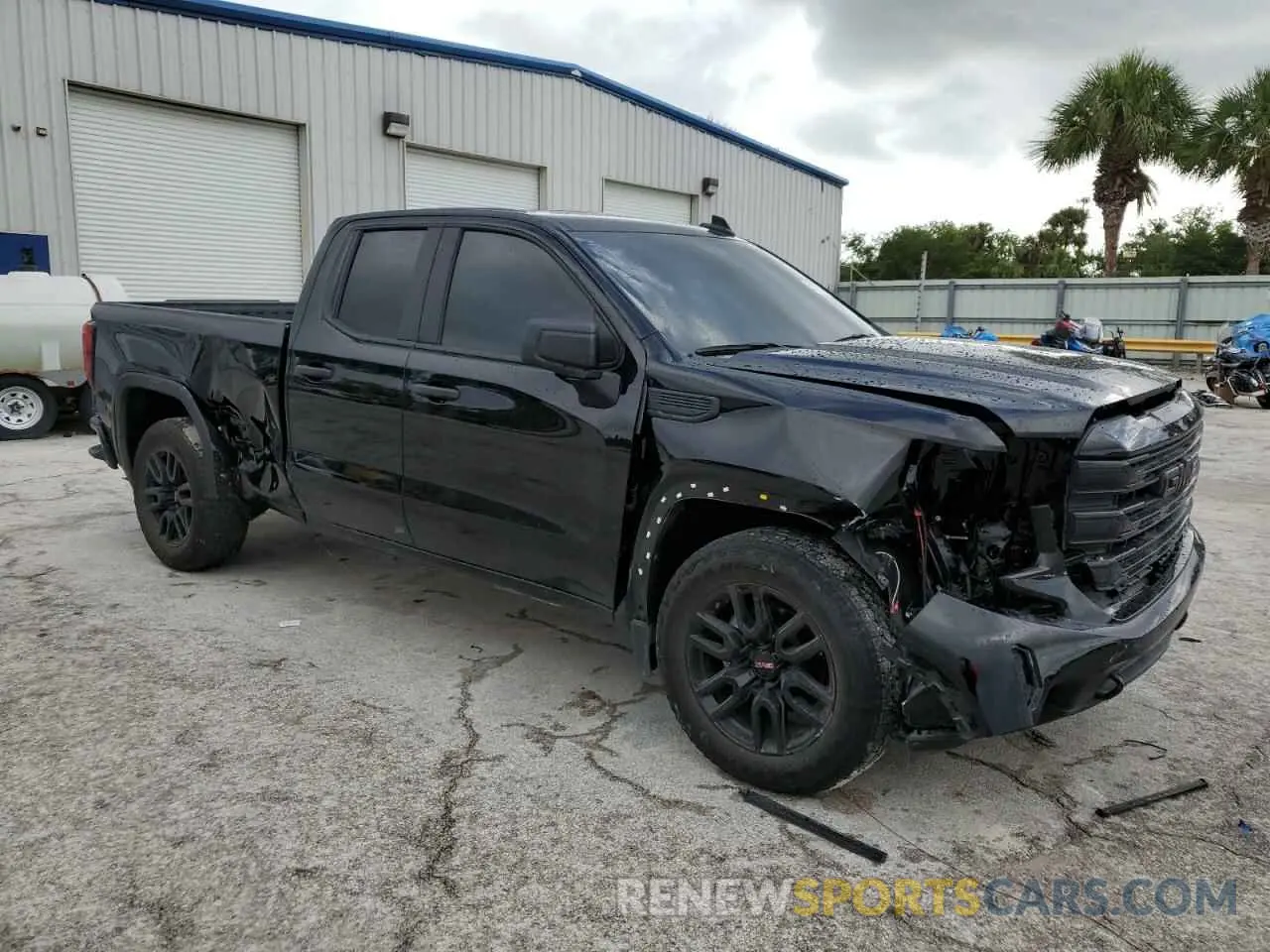 4 Фотография поврежденного автомобиля 1GTRUAEK1RZ201846 GMC SIERRA 2024