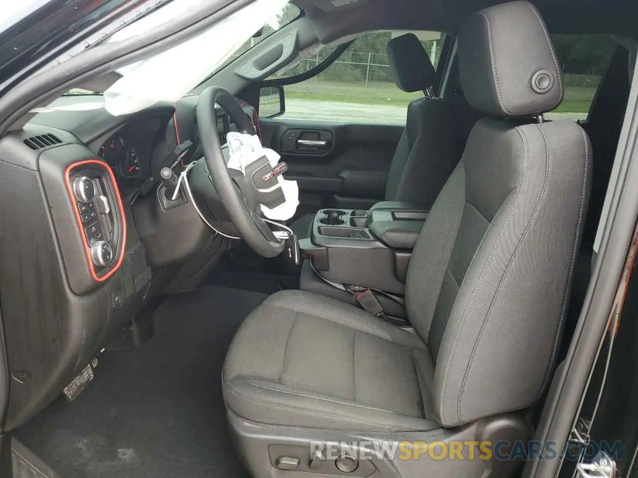 7 Фотография поврежденного автомобиля 1GTRUAEK1RZ201846 GMC SIERRA 2024