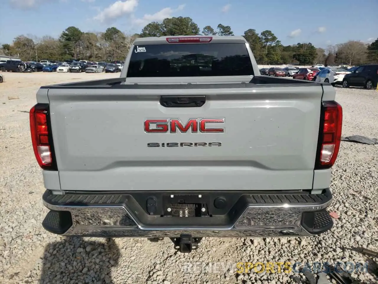 6 Photograph of a damaged car 1GTRUAEK2RZ328217 GMC SIERRA 2024