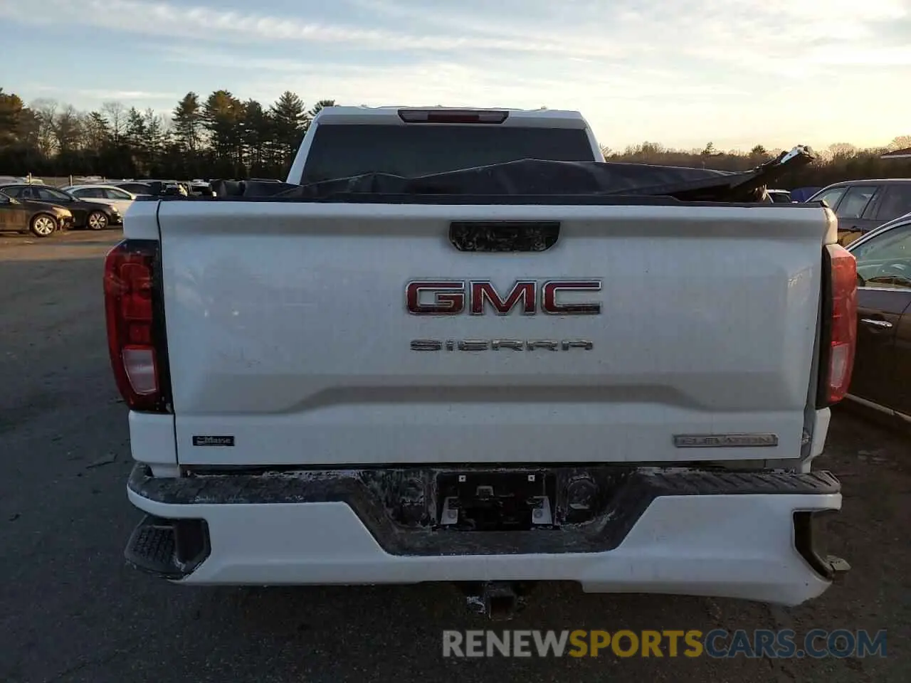 6 Photograph of a damaged car 1GTRUJEK0RZ276540 GMC SIERRA 2024