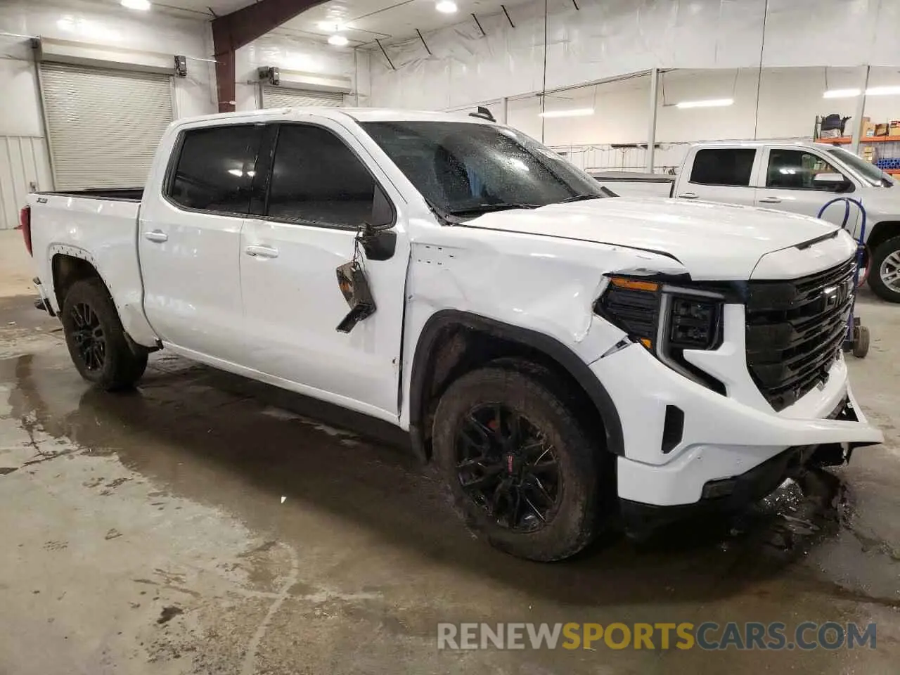 4 Фотография поврежденного автомобиля 1GTUUCE86RZ246999 GMC SIERRA 2024