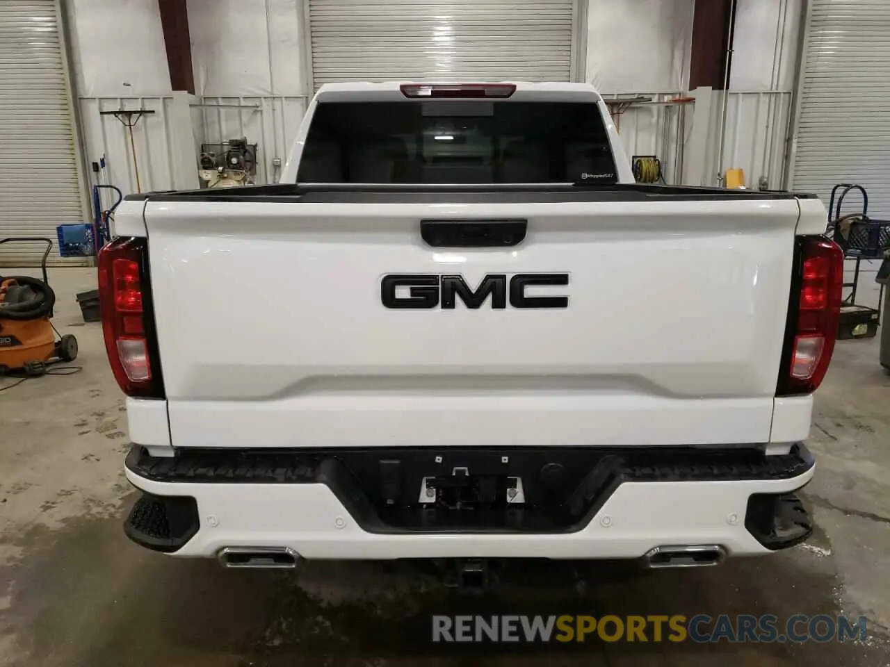 6 Фотография поврежденного автомобиля 1GTUUCE86RZ246999 GMC SIERRA 2024